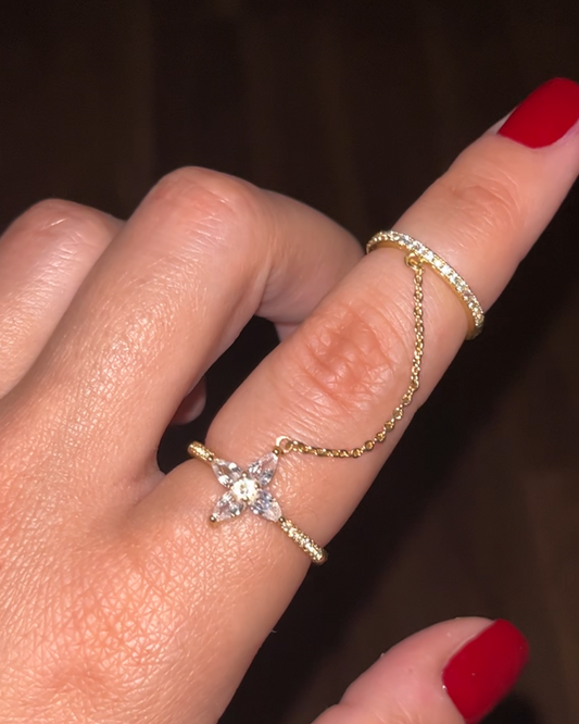 Lily Connected Gold Ring