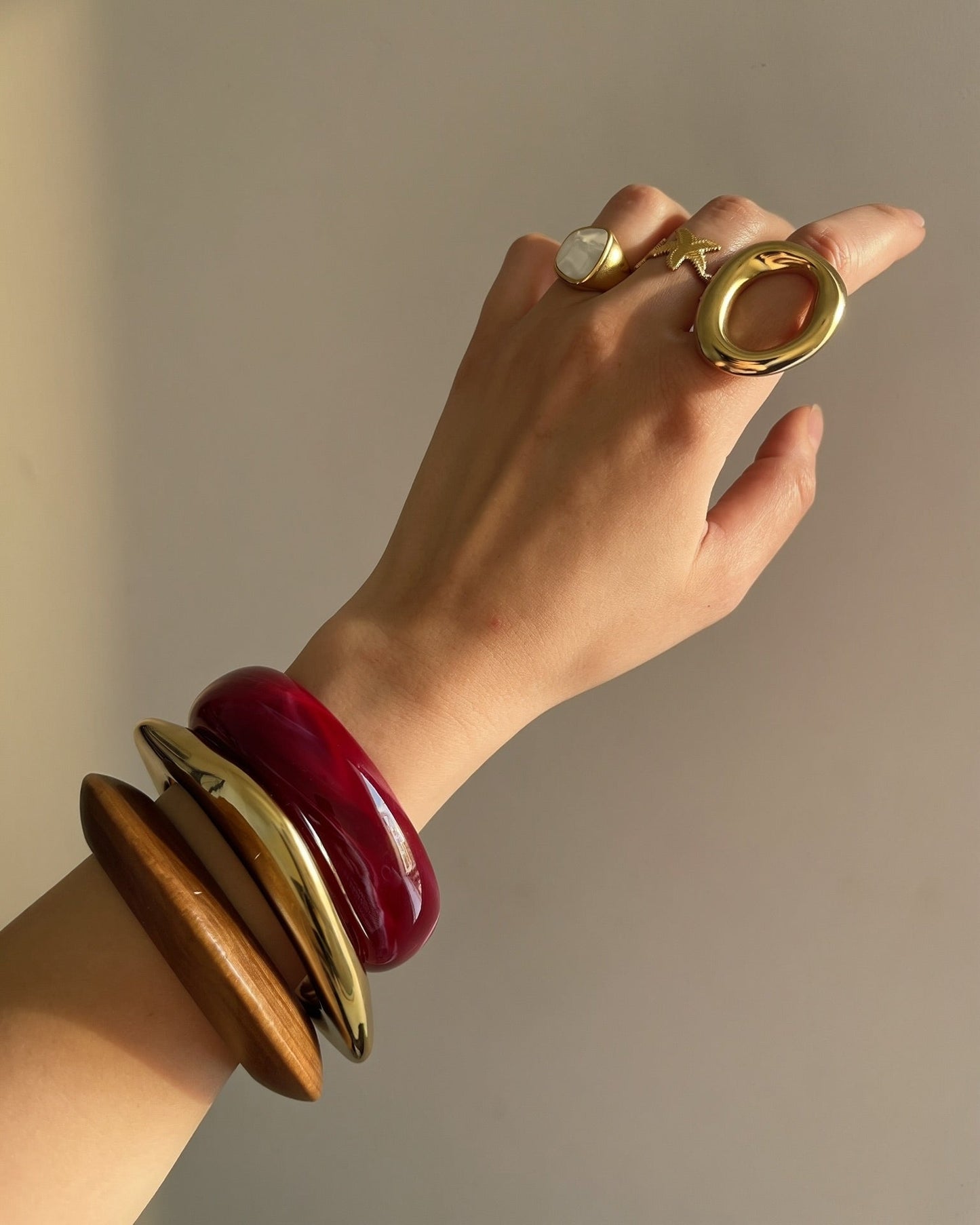 Burgundy Acrylic Bangle Set