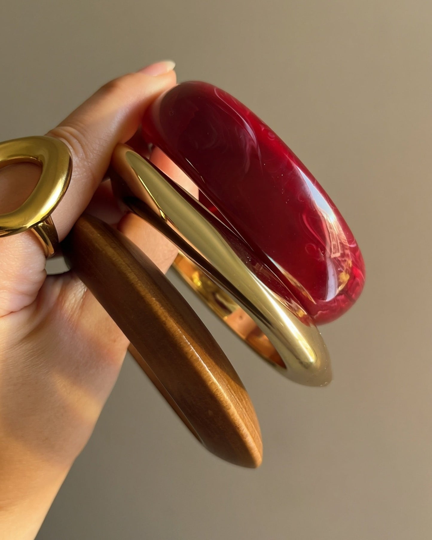Burgundy Acrylic Bangle Set