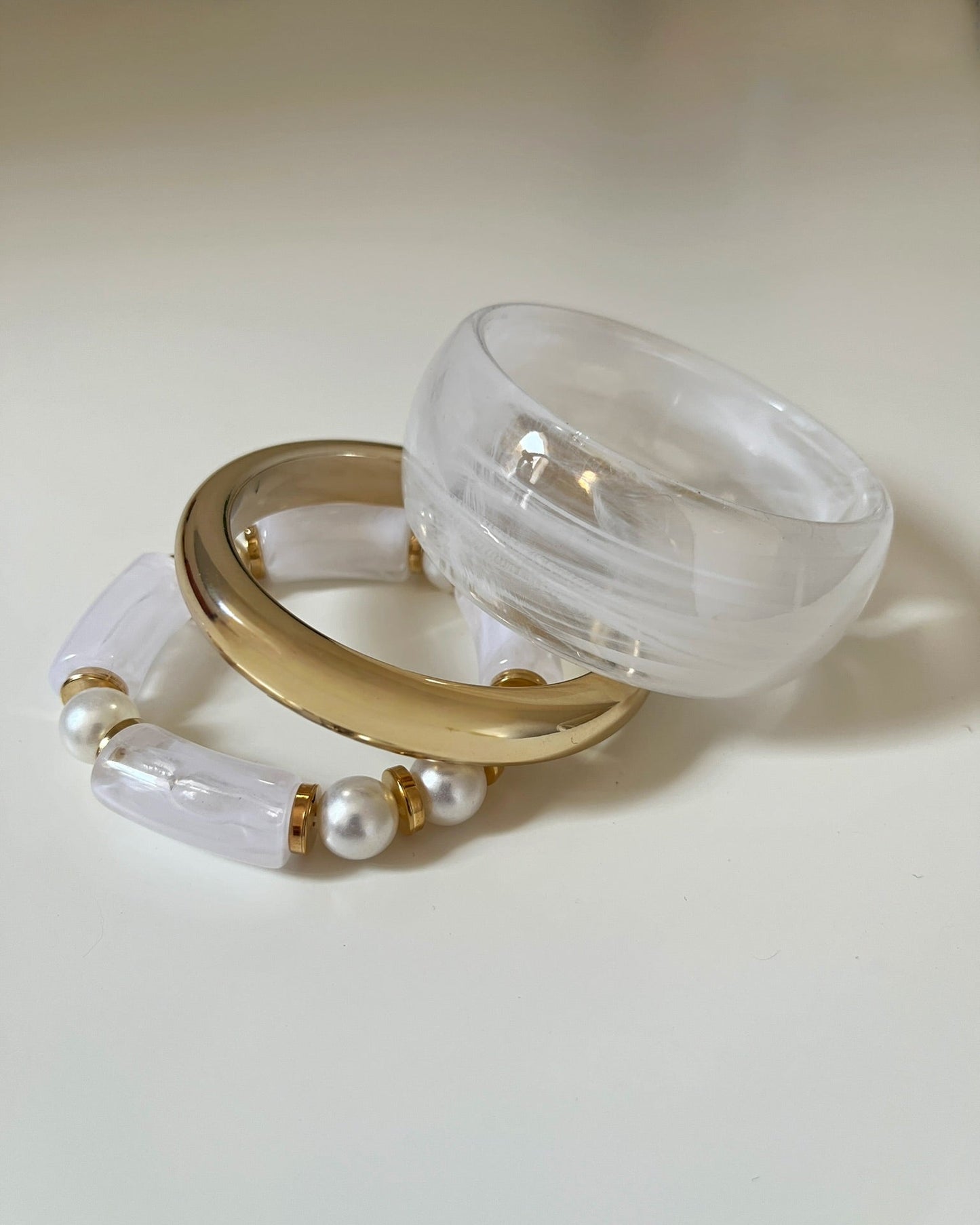 White Acrylic Bangle Set